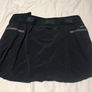 Nike women’s skirt skort DRI FIT TENNIS size M